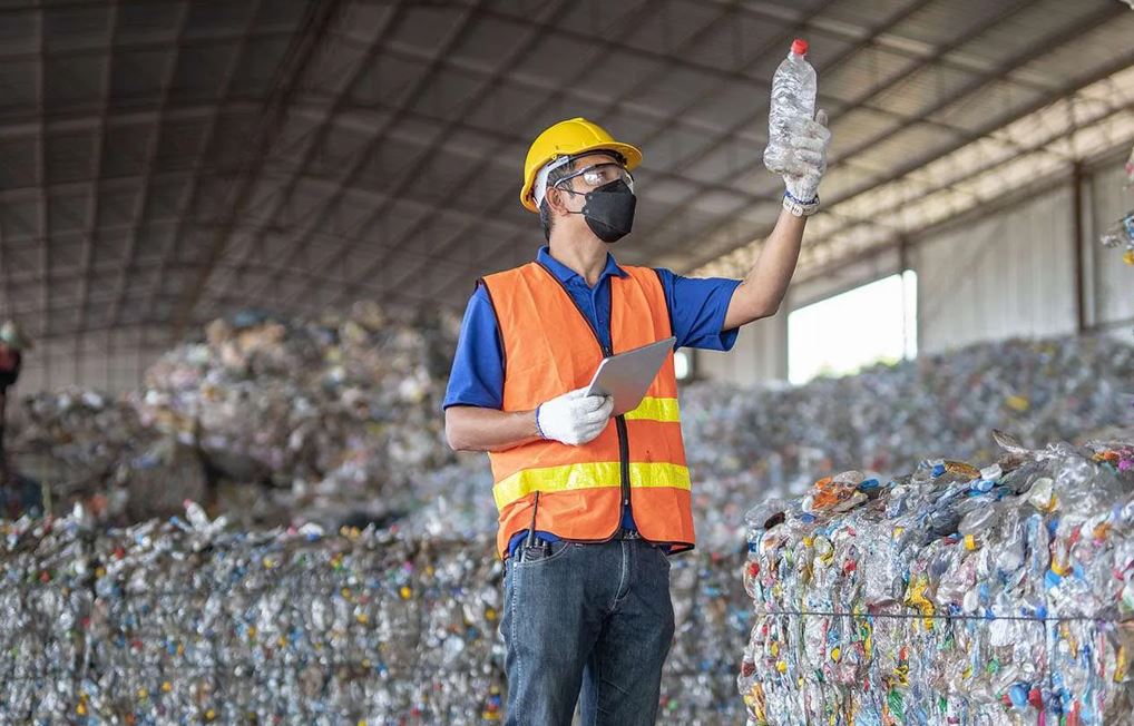 Yangın Riskini İhmal Etmek: Plastik Geri Dönüşüm Tesislerinde Yükselen Tehlike